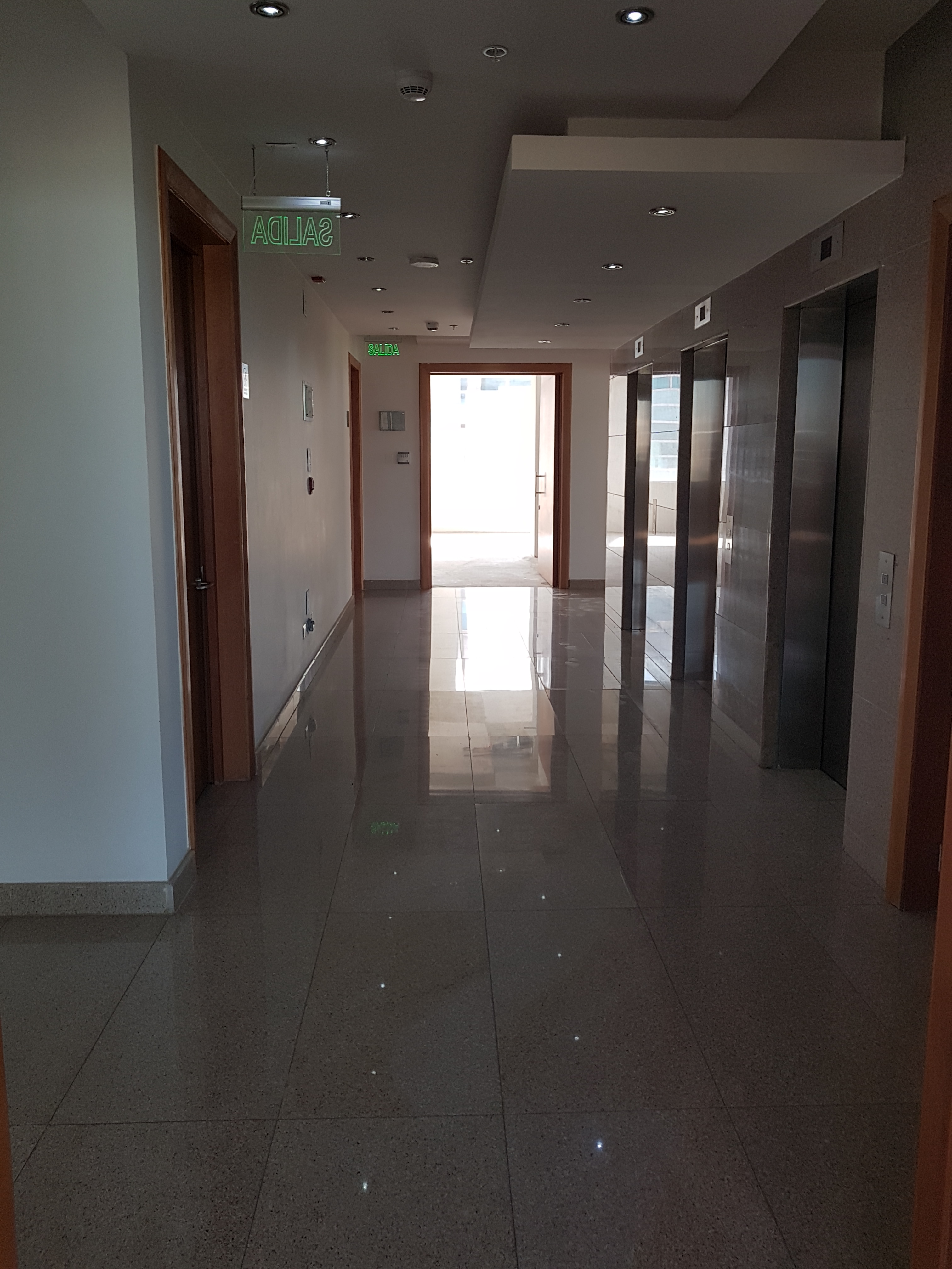 Edificio Corporativo en venta- Ciudad Empresarial